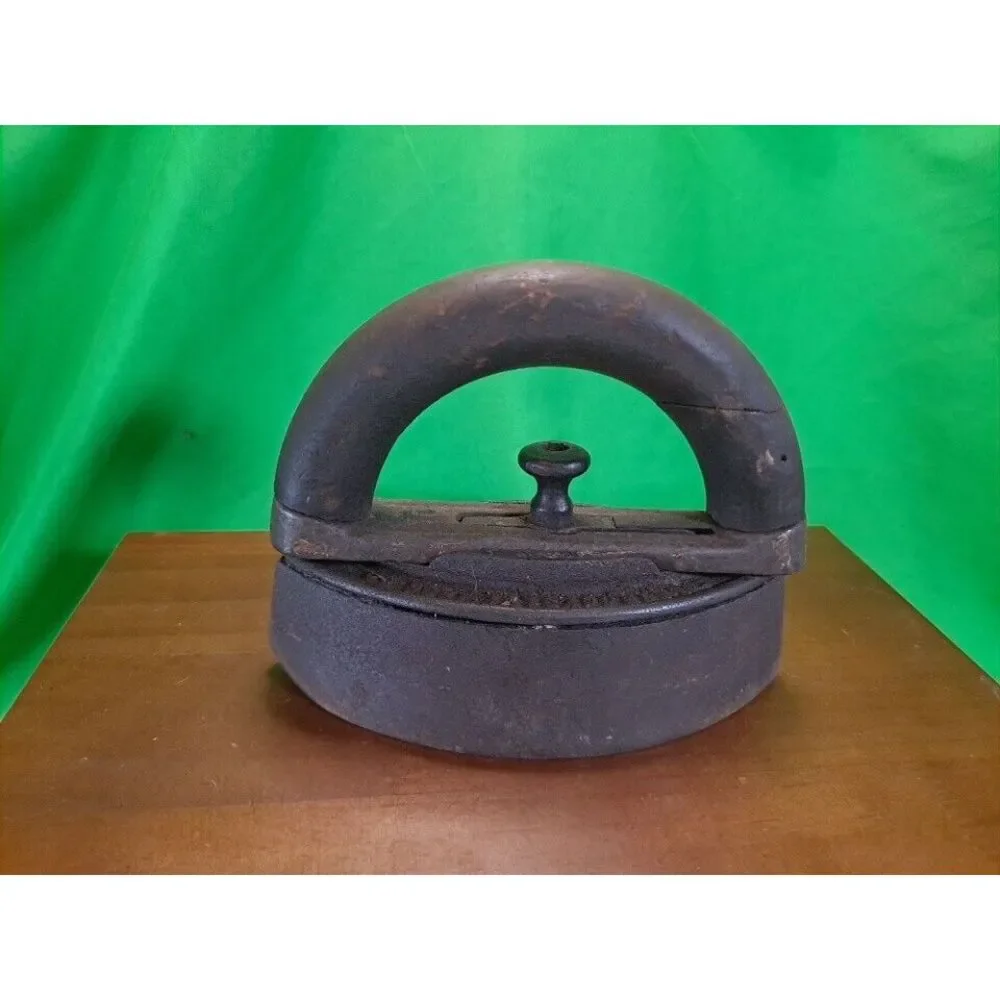 Vintage Clothes Sad Iron Press With‎ Wooden Handle/ Barn Find/ 2 Pieces